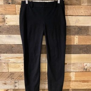 black tight capri pants